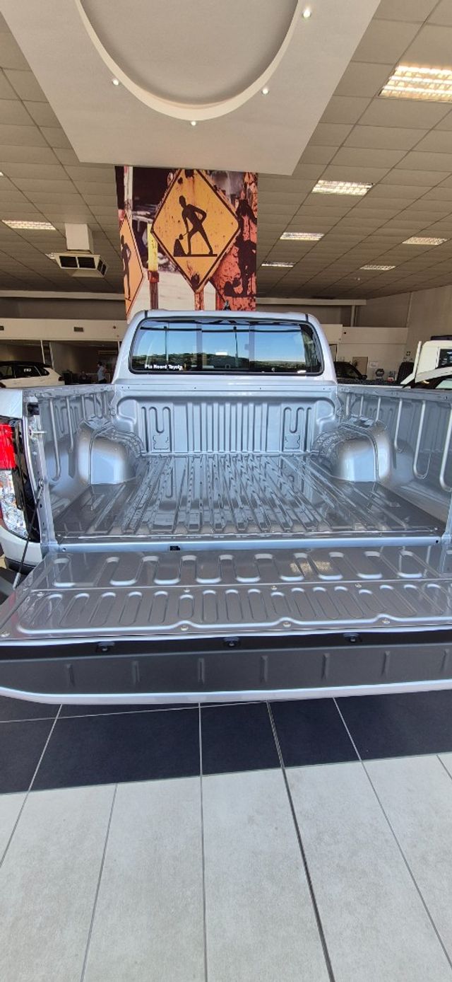 2026 Toyota Hilux 2.8 GD-6 RB SRX 4x4 Auto Double-Cab, photo 5