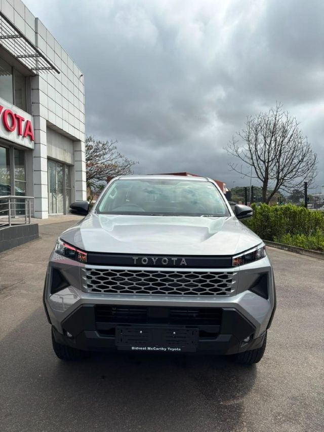 2026 Toyota Hilux 2.8 GD-6 RB SRX 4x4 Auto Double-Cab, photo 2