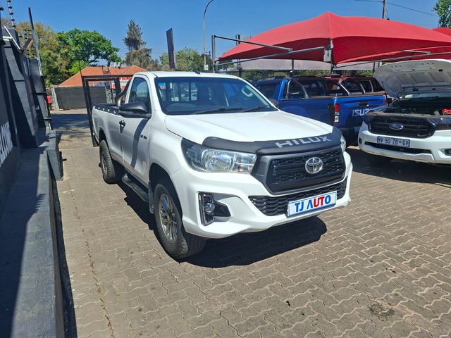 2018 Toyota Hilux 2.4 GD-6 Raised Body SRX Single-Cab, photo 3