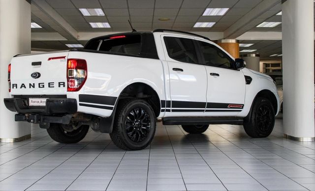 2022 Ford Ranger 2.0D Bi-Turbo Stormtrak 4x4 Auto Double-Cab, photo 3