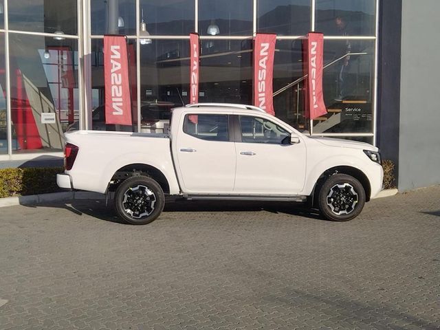 2026 Nissan Navara 2.5 DDTi LE Plus 4X4 Auto Double-Cab, photo 3