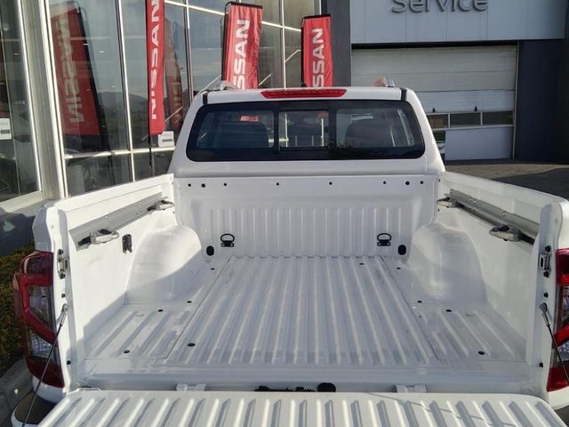 2026 Nissan Navara 2.5 DDTi LE Plus 4X4 Auto Double-Cab, photo 5
