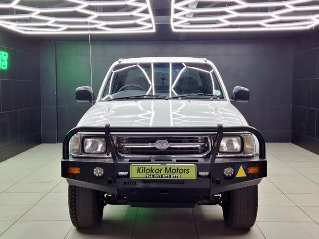 2002 Toyota Hilux 2700i Raider 4x4 Double-Cab, photo 2