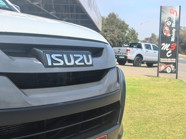 2021 Isuzu D-Max 250 HO Fleetside Safety Single-Cab, photo 5