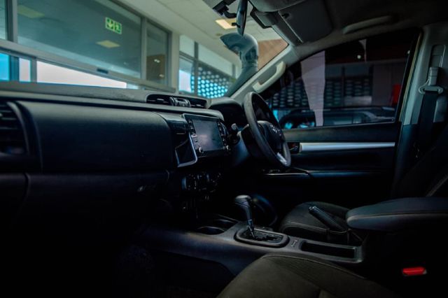2024 Toyota Hilux 2.4GD-6 4x4 Raider X Auto Double-Cab, photo 5