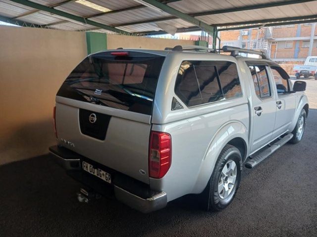 2016 Nissan Navara 2.5 dCi SE 4x2 Double-Cab, photo 3