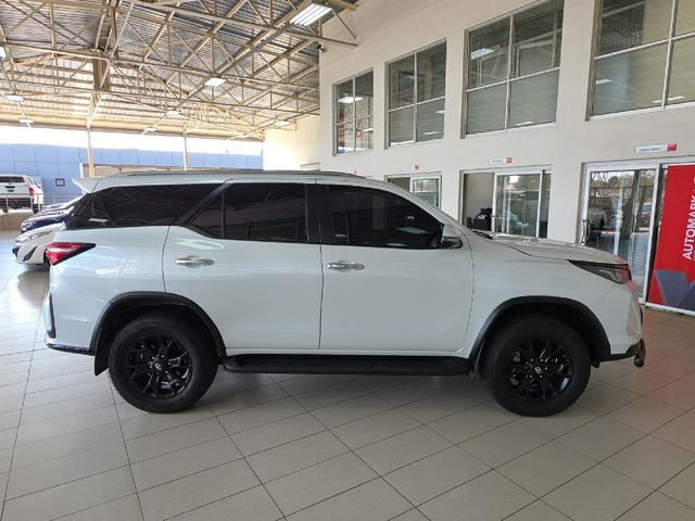 2023 Toyota Fortuner 2.8 GD-6 VX Auto, photo 3