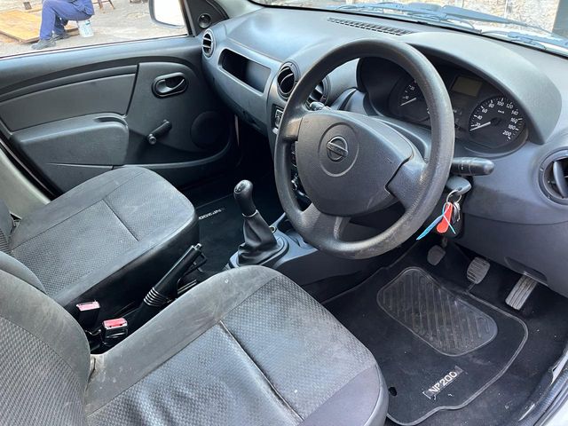 2019 Nissan NP200 1.6 (Aircon), photo 4