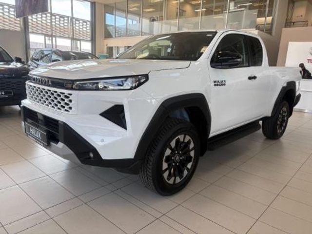 2026 Toyota Hilux 2.8 GD-6 RB Raider X 4x4 Auto Extended Cab, photo 2
