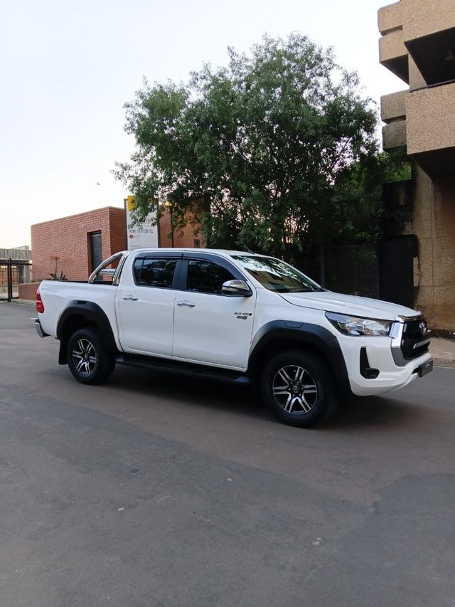 2023 Toyota Hilux 2.4GD-6 4x4 Raider X Auto Double-Cab