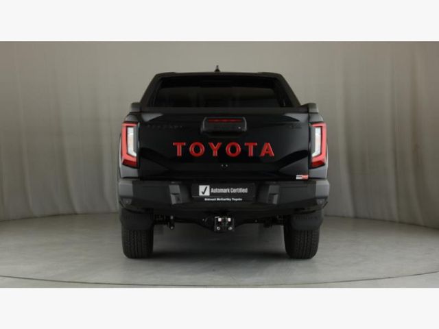 2026 Toyota Hilux 2.8 GD-6 Raised Body Legend 4x4 Auto Double-Cab, photo 2