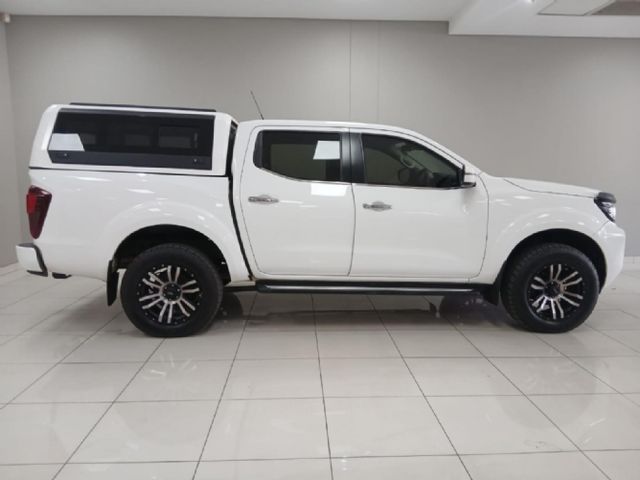 2023 Nissan Navara 2.5 DDTi LE Plus 4X4 Auto Double-Cab, photo 2