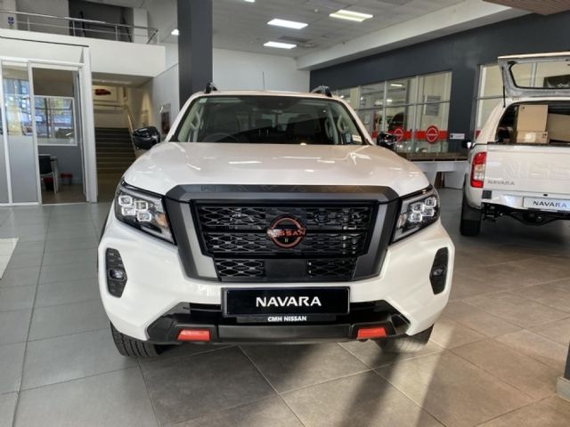 2026 Nissan Navara 2.5 DDTi PRO-2X Auto Double-Cab, photo 2