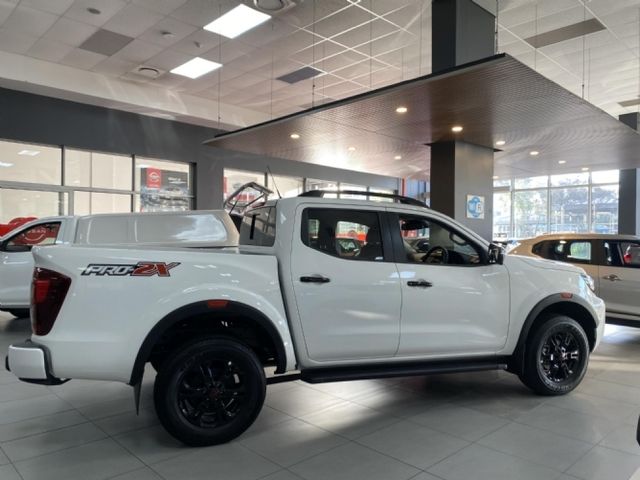 2026 Nissan Navara 2.5 DDTi PRO-2X Auto Double-Cab, photo 4
