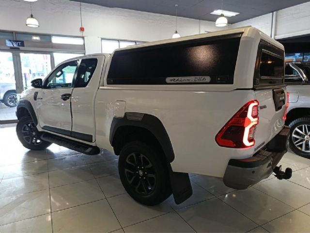 2021 Toyota Hilux 2.8 GD-6 Raised Body Legend 4x4 Auto Extended Cab, photo 4