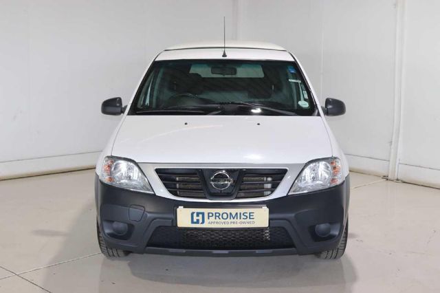 2023 Nissan NP200 1.6 A/C Safety Pack, photo 2
