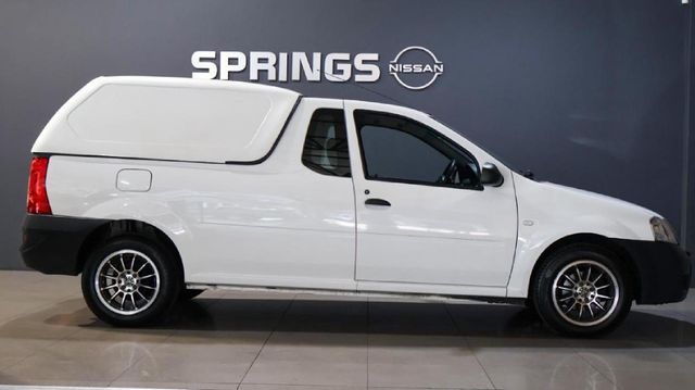 2023 Nissan NP200 1.6 A/C Safety Pack, photo 5
