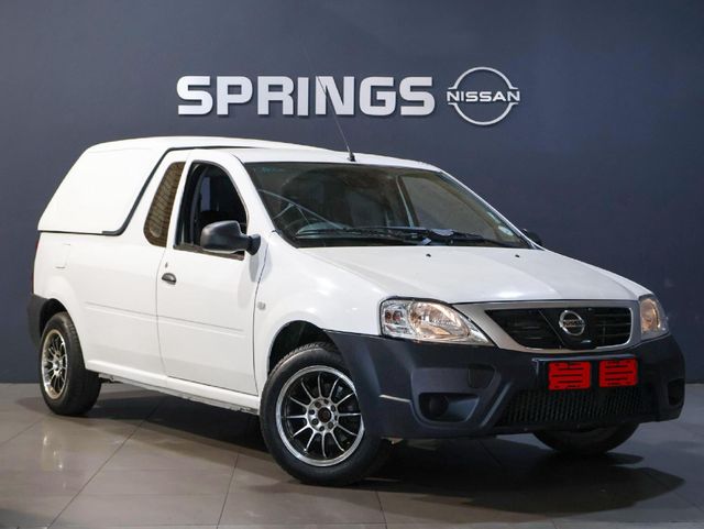 2023 Nissan NP200 1.6 A/C Safety Pack