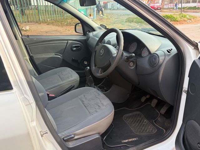 2018 Nissan NP200 1.6, photo 2