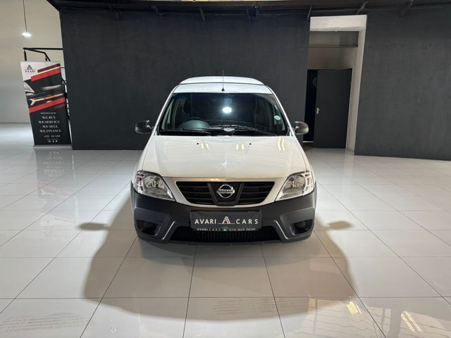 2023 Nissan NP200 1.6 A/C Safety Pack, photo 3