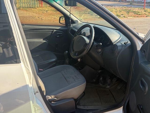 2011 Nissan NP200 1.6, photo 2