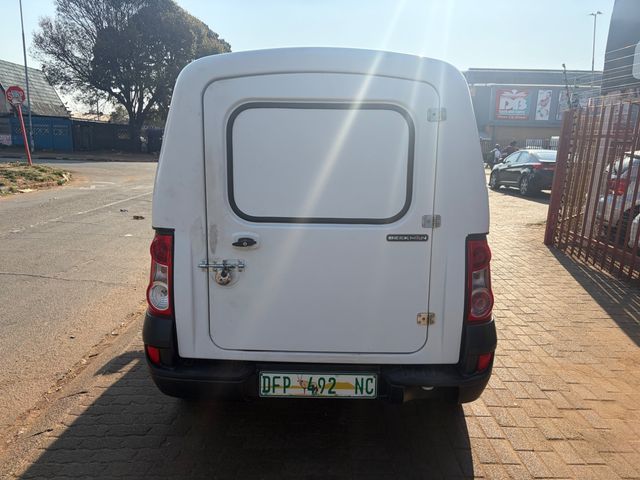 2011 Nissan NP200 1.6, photo 4