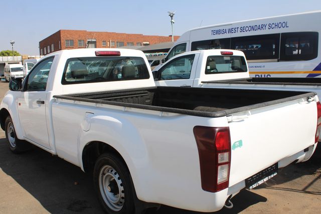 2022 Isuzu D-Max Single Cab Bakkie, photo 3