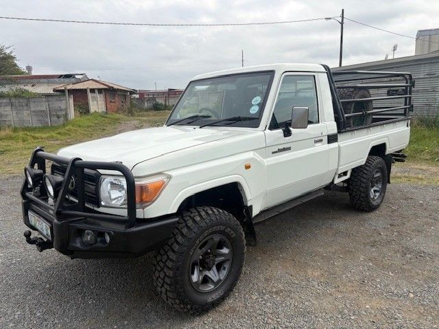 2010 Toyota Land Cruiser 79 DIESEL - 4.2 D - PICK-UP - 79 SERIES