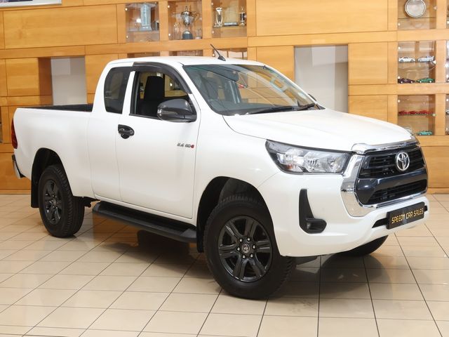 2023 Toyota Hilux 2.4 GD-6 Raised Body Raider Auto Single-Cab, photo 3