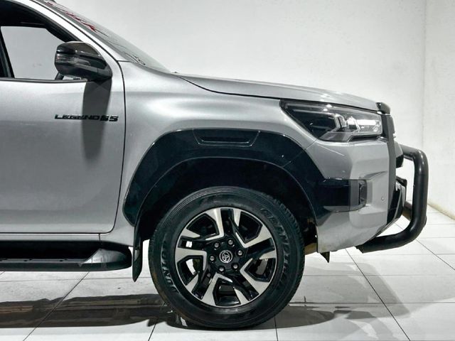 2026 Toyota Hilux 2.8 GD-6 RB Legend 55 4x4 Auto Extended Cab, photo 2