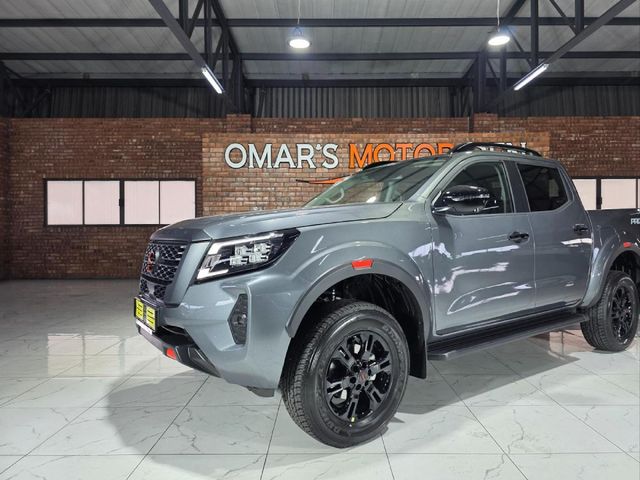 2026 Nissan Navara 2.5 DDTi PRO-4X 4X4 Auto Double-Cab, photo 2
