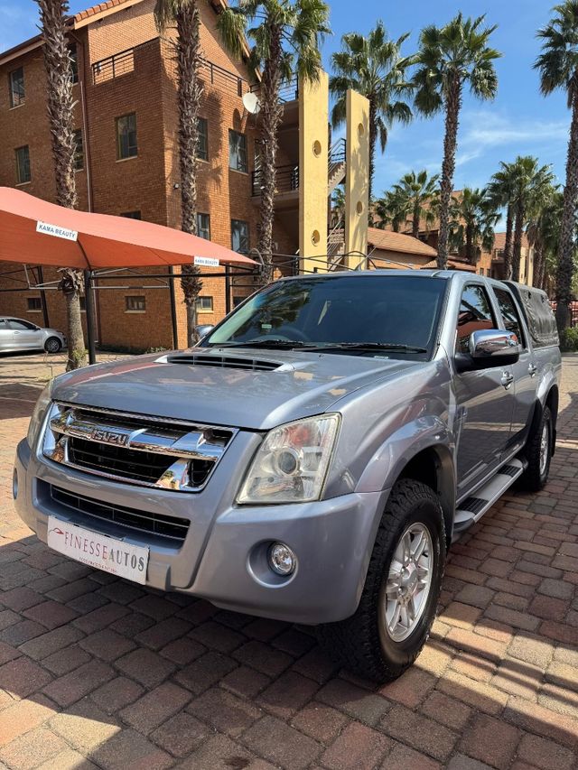 2011 Isuzu KB 300D-Teq Double-Cab LX