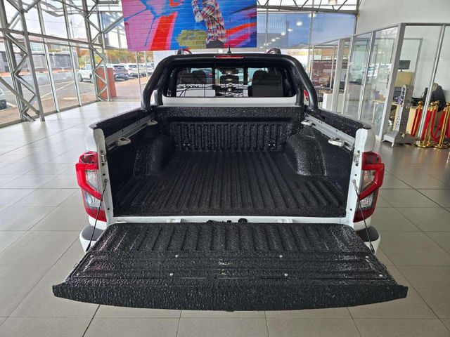 2026 Nissan Navara 2.5DDTi PRO-4X Warrior 4x4 Double-Cab Auto, photo 5