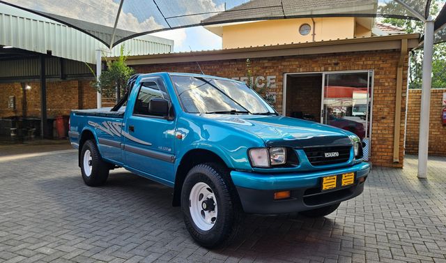 1997 Isuzu KB 200 LWB, photo 3