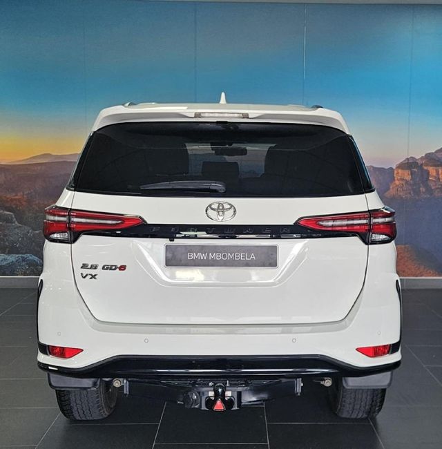 2025 Toyota Fortuner 2.8 GD-6 VX Auto, photo 3