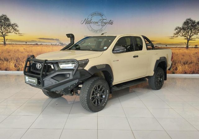 2021 Toyota Hilux 2.8 GD-6 Raised Body Legend Auto Extended Cab, photo 2