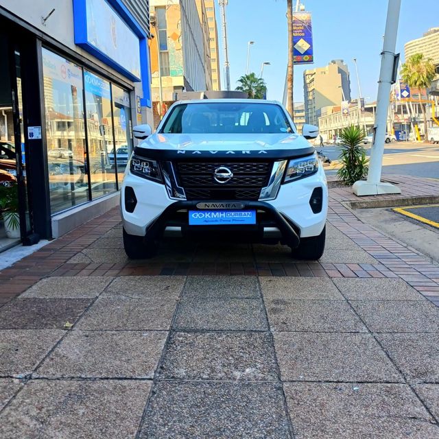 2022 Nissan Navara 2.5 DDTi LE Plus Auto Double-Cab, photo 2