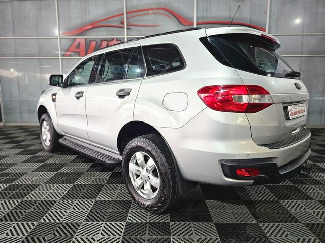 2016 Ford Everest 2.2 TDCi XLS Auto, photo 4