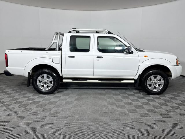 2016 Nissan NP300 2.4i Hi-Rider Double-Cab, photo 4