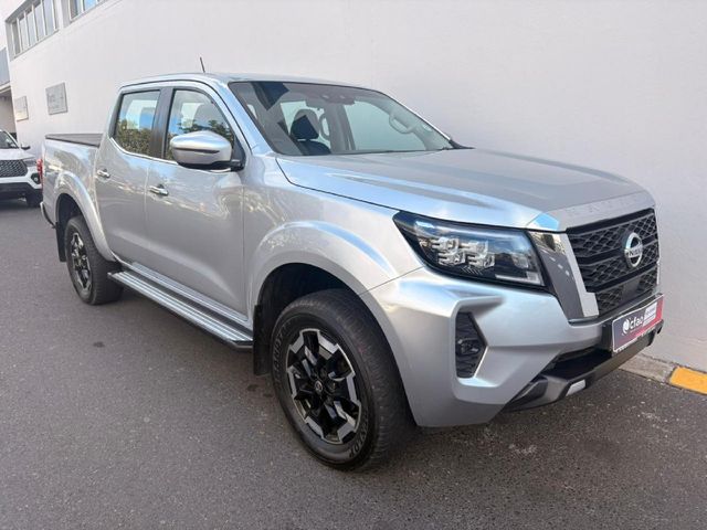 2022 Nissan Navara 2.5 DDTi LE Plus 4X4 Auto Double-Cab