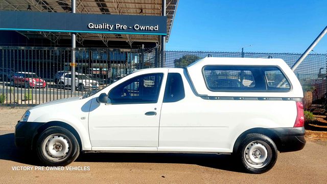 2019 Nissan NP200 1.6 A/C Safety Pack, photo 4