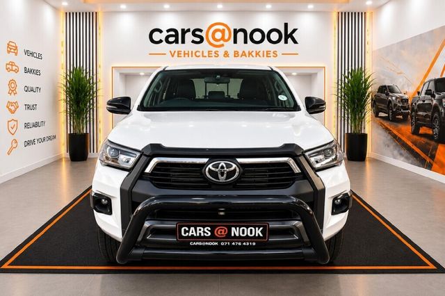 2023 Toyota Hilux 2.8 GD-6 Raised Body Legend Auto Double-Cab, photo 2