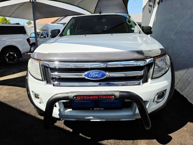 2015 Ford Ranger 3.2 TDCi XLT 4x4 Auto Double-Cab, photo 2