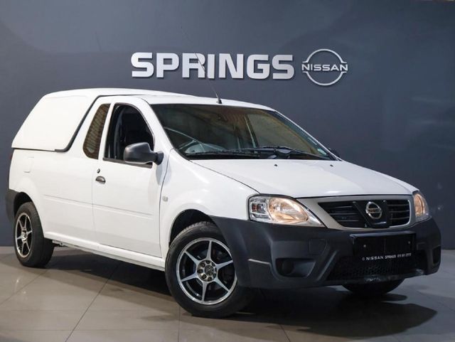 2023 Nissan NP200 1.6 A/C Safety Pack