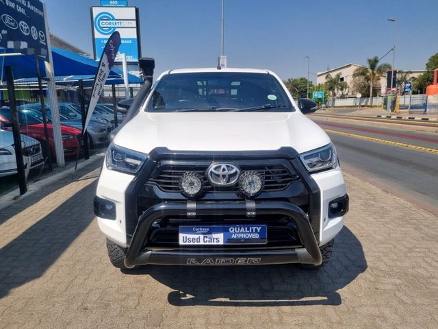 2017 Toyota Hilux 2.8 GD-6 Raider 4x4 Double-Cab Auto, photo 2