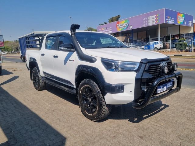 2017 Toyota Hilux 2.8 GD-6 Raider 4x4 Double-Cab Auto, photo 3