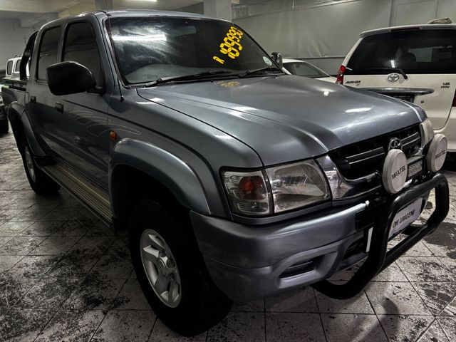 2005 Toyota Hilux 3.0 KZ-TE Raider 4x4 Double-Cab, photo 3