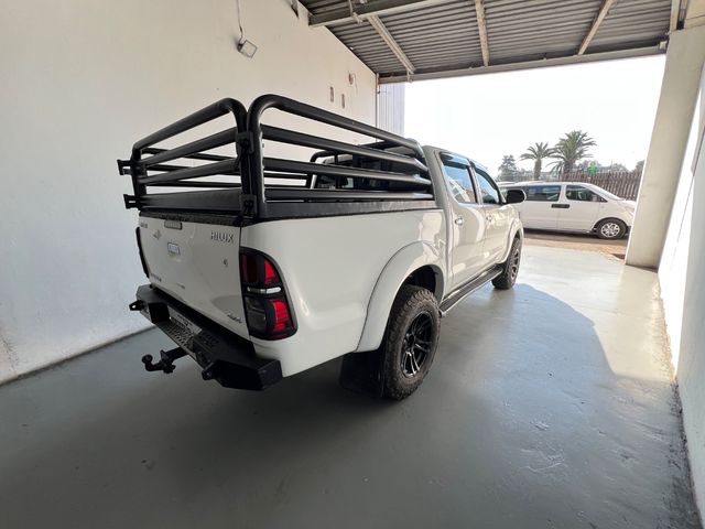 2014 Toyota Hilux 3.0 D-4D Raider 4x4 Auto Double-Cab, photo 5