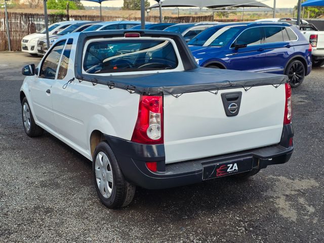 2017 Nissan NP200 1.6 A/C Safety Pack, photo 5