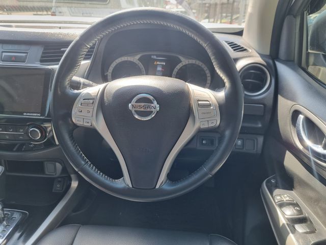 2021 Nissan Navara 2.3D SE Auto Double-Cab, photo 5
